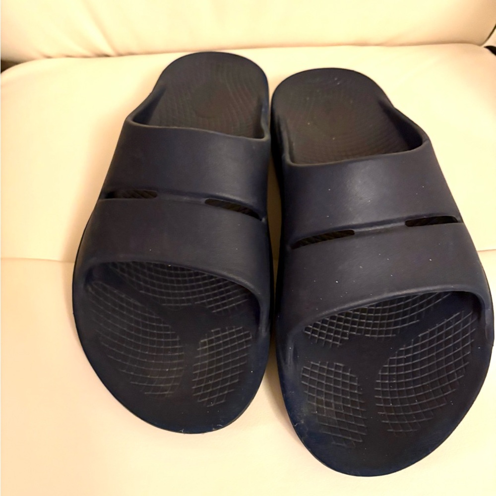 CROCS Men's Slide Sandals in Navy Blue